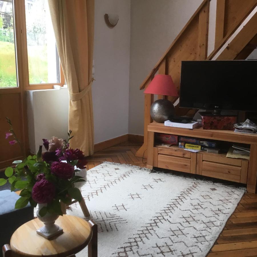 Appartement Typique,Chaleureux Et Pratique Шамони Экстерьер фото